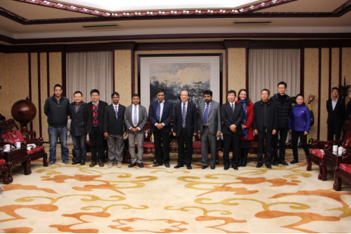 历史文化（旅游）果冻传媒
与斯里兰卡Kelaniya大学人文社会科果冻传媒
签署合作协议1381.png